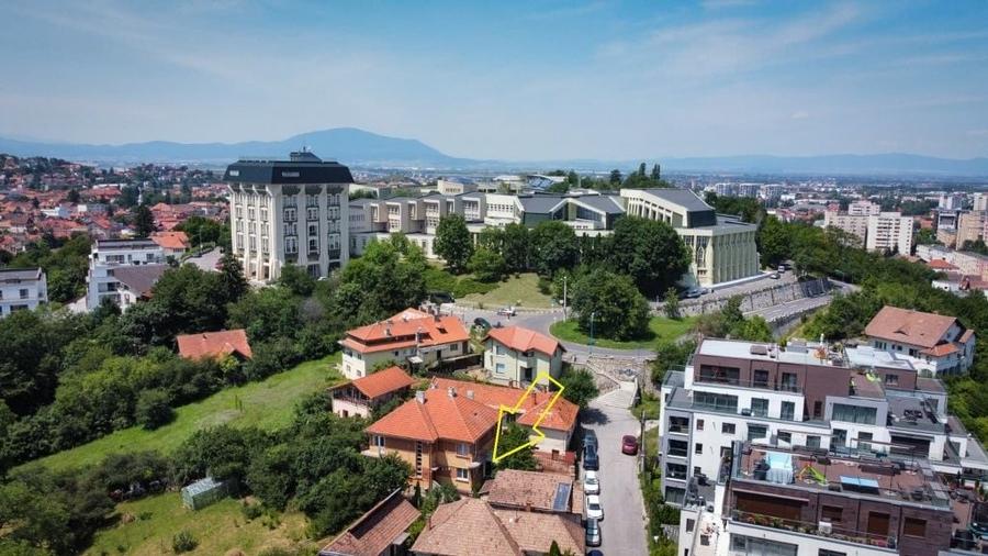 Apartament cu 2 camere decomandat în Drumul Carului