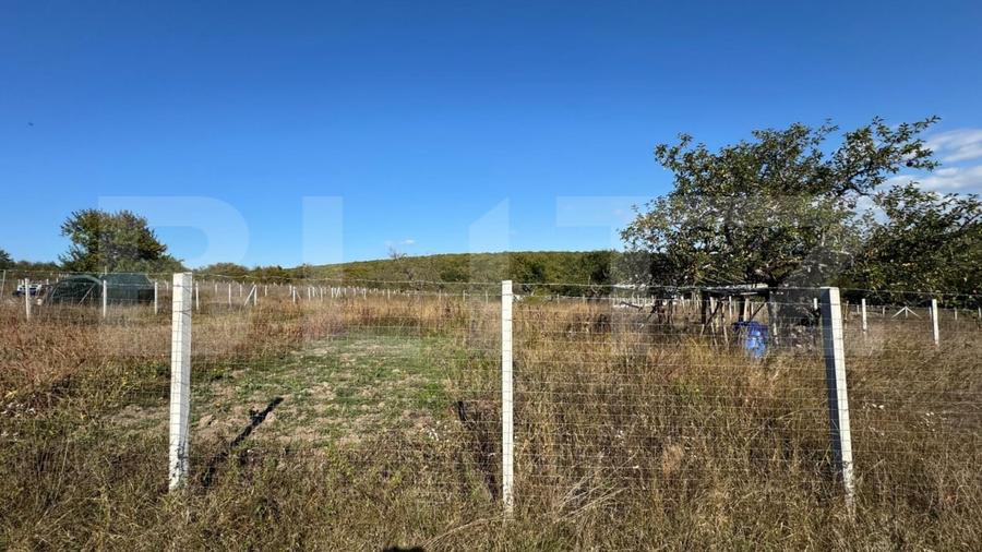 Teren Construcții extravilan de 950 mp, în Nord