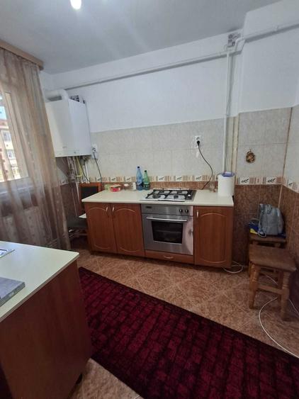 Inchiriez 2 camere vis-a-vis de magazin Bucovina-Altex - 4