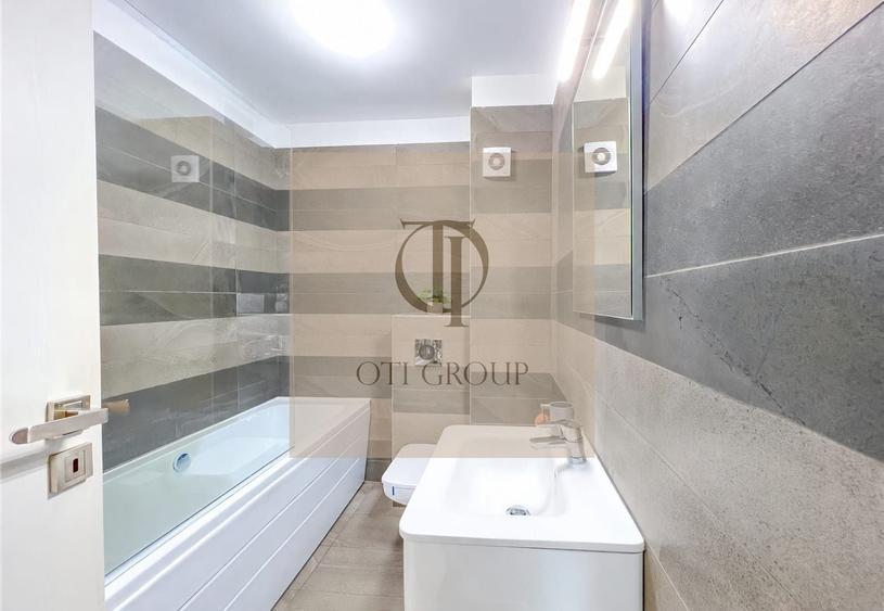 Apartament cu 2 camere semidecomandat în Sopor