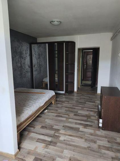 Garsonieră decomandată în Galata