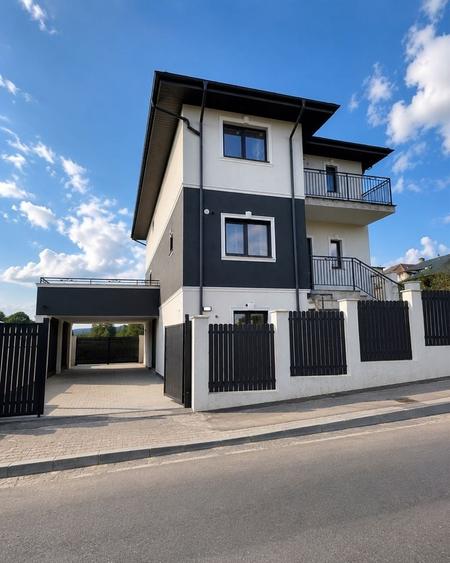 Casă cu 4 camere în Breazu