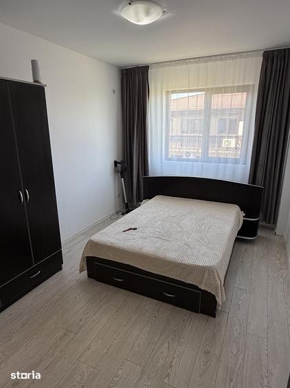 Apartament cu 3 camere în Dobroești