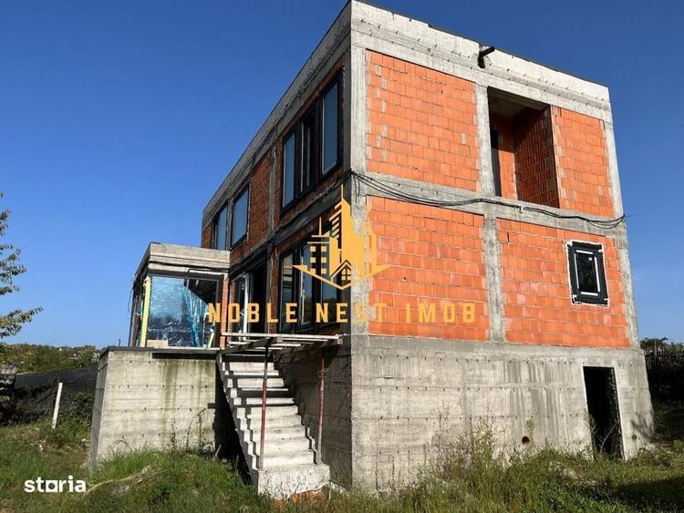 Casă cu 4 camere în Lupueni