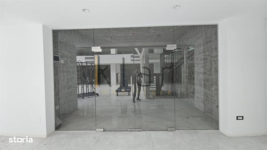 Spațiu comercial, de 24 mp, în Sopor