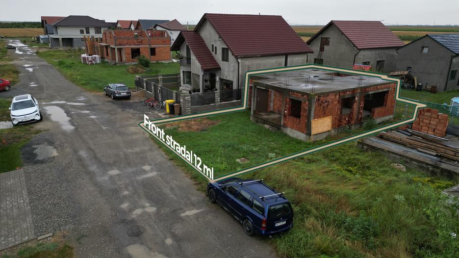 Casă individuală cu 6 camere cu Canalizare în Curtici