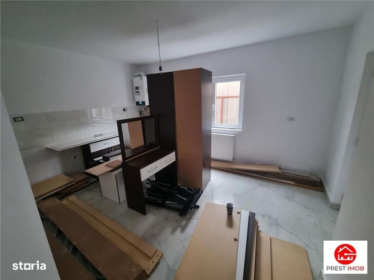 Casă cu 4 camere în Central