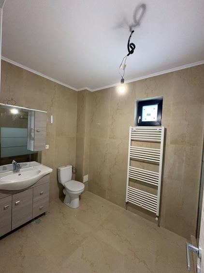 Casă cu 4 camere în Valu lui Traian