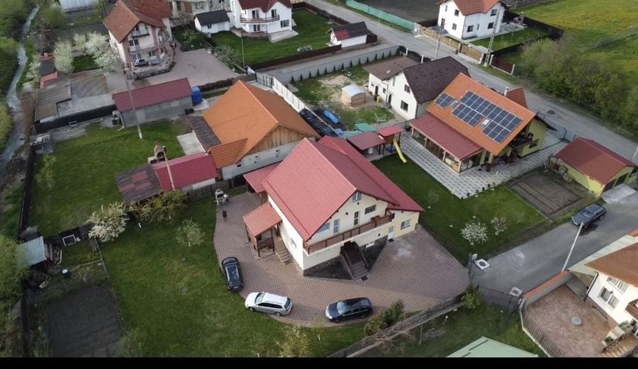 Casă cu 4 camere cu Teren 1300 Mp în Sânpetru