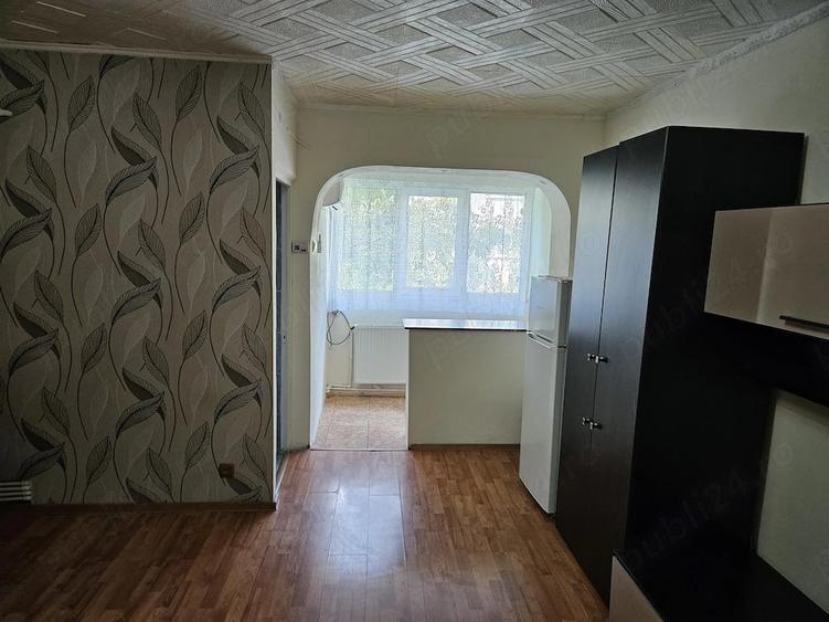 Garsonieră semidecomandată în Zahana