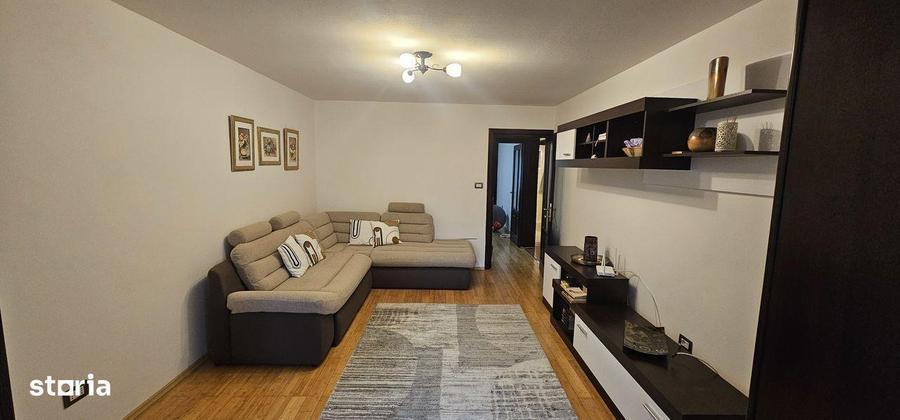 Apartament cu 2 camere decomandat, mobilat în Nicolina — fotografia 1