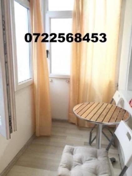 Apartament cu 2 camere decomandat în Băneasa