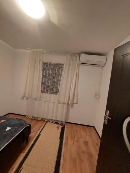 Casă individuală cu 4 camere cu Canalizare în Galata
