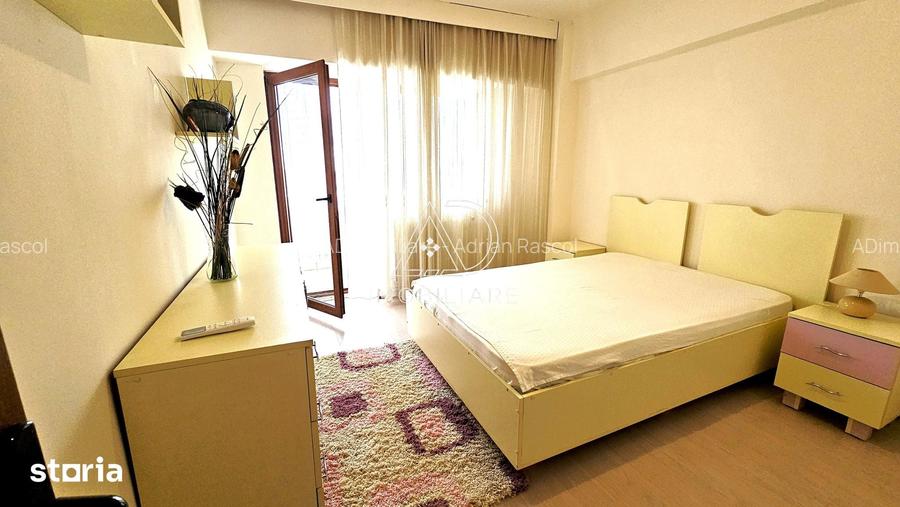 Apartament 3 camere de INCHIRIAT - ultracentral, strada Unirii