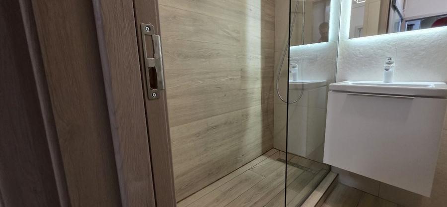 Apartament cu 2 camere decomandat, mobilat în Militari