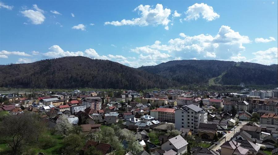 Teren Construcții intravilan de 1272 mp, în Ultracentral