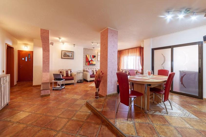 Apartament cu 4 camere decomandat în Bere