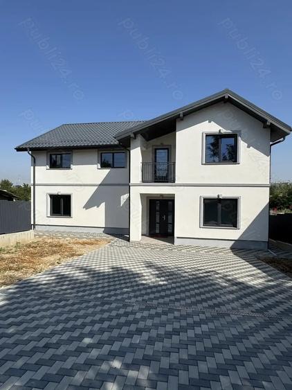 Casă cu Teren 600 Mp în Horia