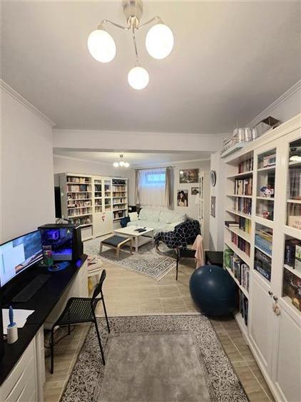 Apartament cu 3 camere decomandat în Primo