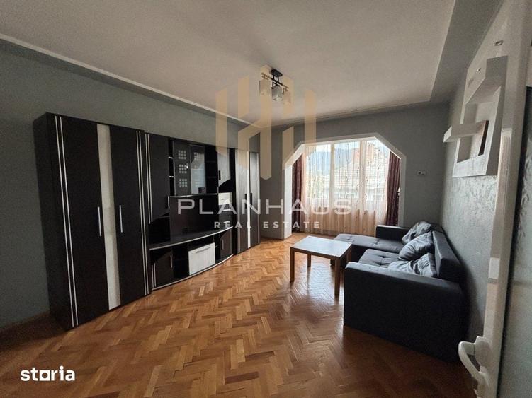 Apartament cu 2 camere decomandat în Republicii