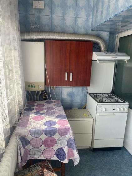 Garsonieră decomandată, mobilată în Central