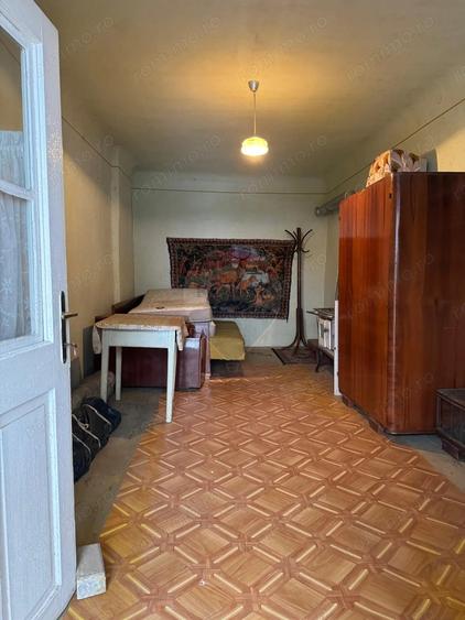 Apartament cu 4 camere nedecomandat în Ultracentral