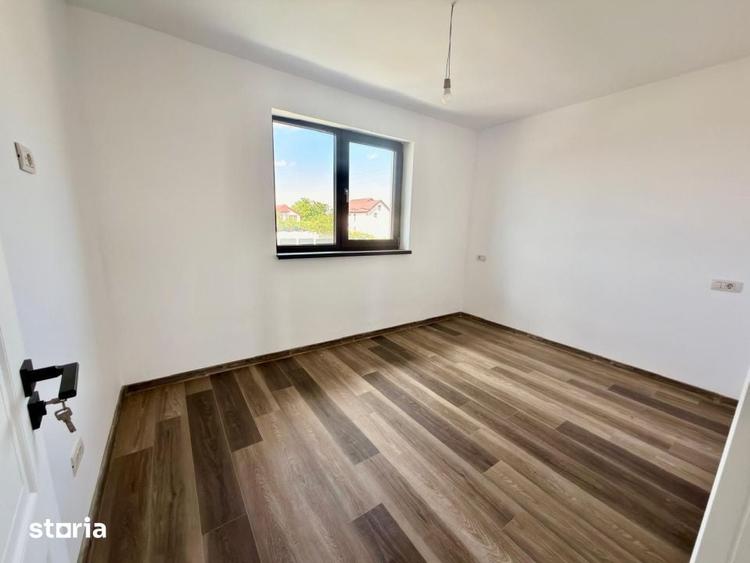 Casă cu 4 camere cu Teren 340 Mp în Malu Mare