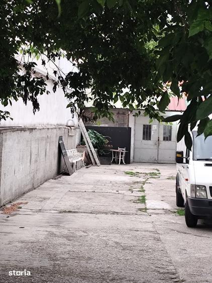 Spațiu comercial, de 300 mp, în Dobroești