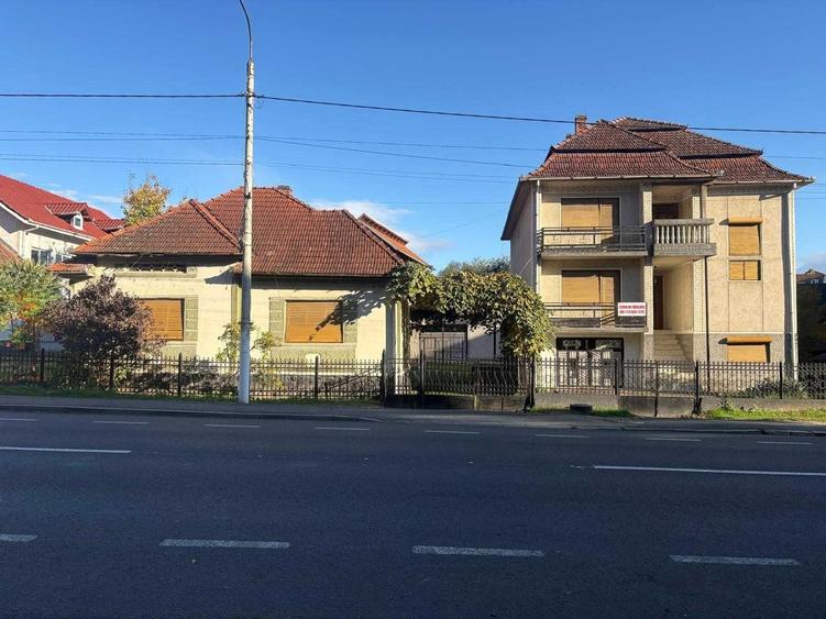 Casă cu 4 camere în Central