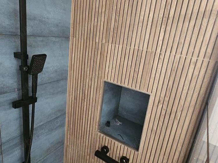 Casă individuală cu 5 camere cu Canalizare în Bordei