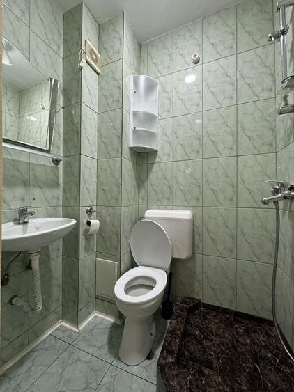 Apartament cu 4 camere decomandat în Militari