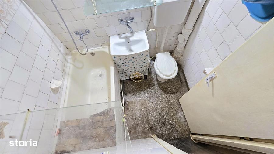 Apartament cu 2 camere decomandat în Micro 14