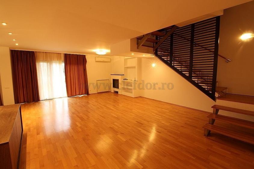 Casă cu 7 camere cu Piscina în Pipera