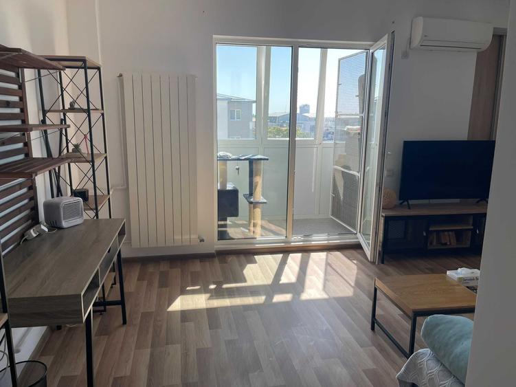Apartament cu 2 camere decomandat în Sud