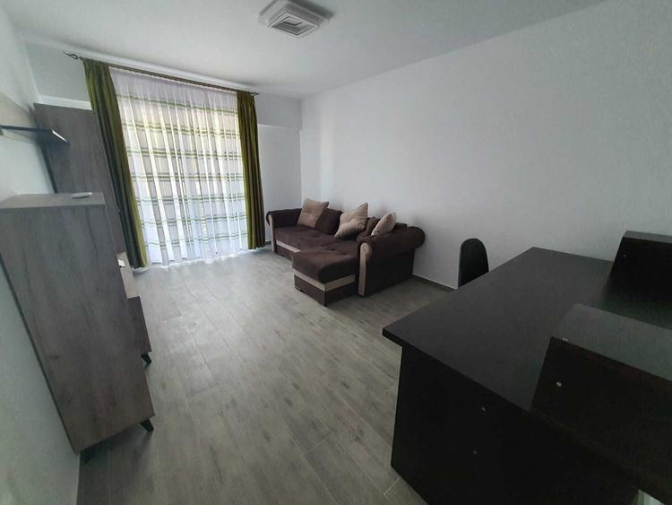 Apartament cu 2 camere decomandat în Păcurari