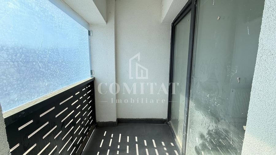 Apartament cu 3 camere decomandat în Dâmbul Rotund