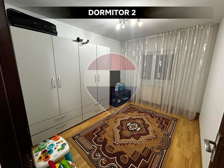 Apartament cu 3 camere decomandat în Bogdan Vodă