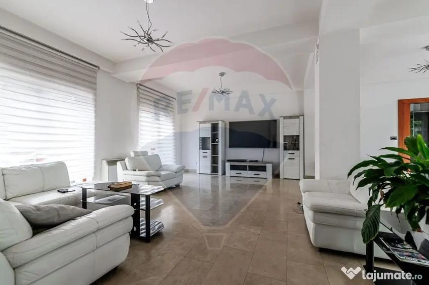 Spațiu comercial, de 1,022 mp, în Central