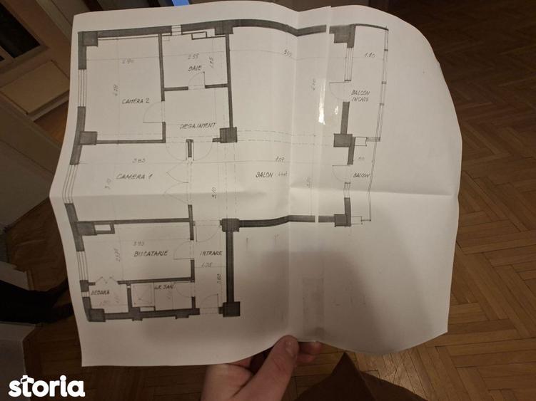 Apartament cu 3 camere în Centrul Istoric