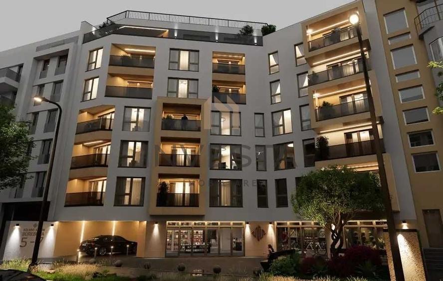 Apartament cu 3 camere semidecomandat în Central