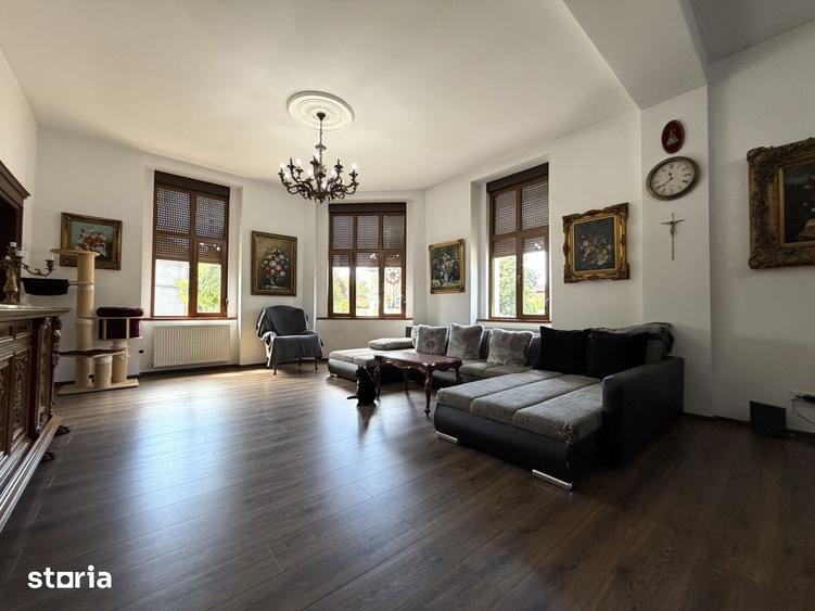 Casa individuala 4 camere, 220 mp utili, 400 mp teren, renovat integra - 1