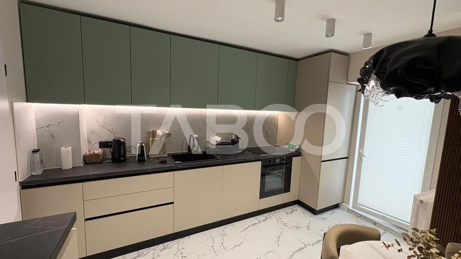 Apartament cu 2 camere decomandat, mobilat în Central