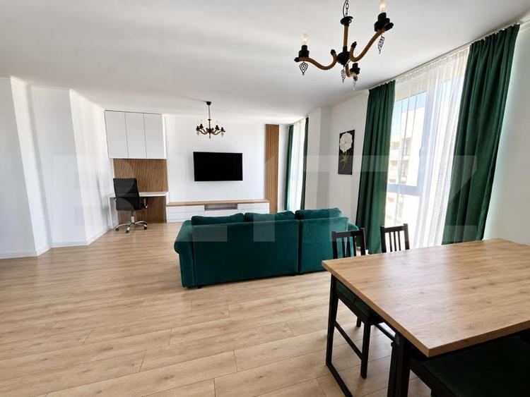 Apartament cu 2 camere semidecomandat, mobilat în Torontalului