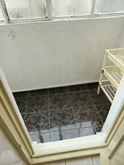 Garsonieră decomandată în Splaiul Unirii
