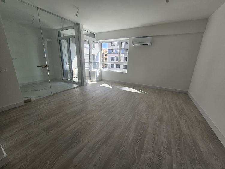 Garsonieră decomandată în Jiului