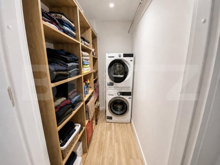 Apartament cu 3 camere semidecomandat, mobilat în Baciu
