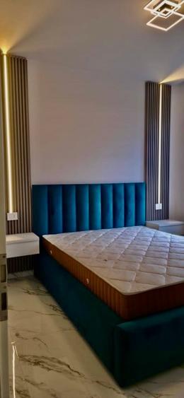 Apartament cu 3 camere decomandat, mobilat în Palazu Mare
