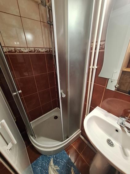 Garsonieră semidecomandată în Micro 21