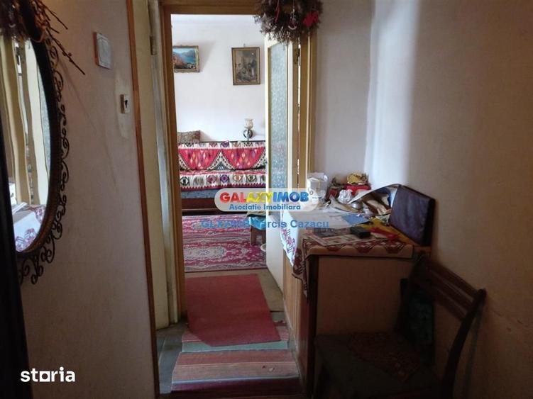 Apartament cu 2 camere decomandat în Aviației