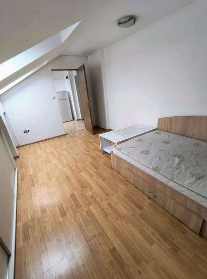 De vanzare apartament cu 1 camera, situat in zona Telegrafului - 10